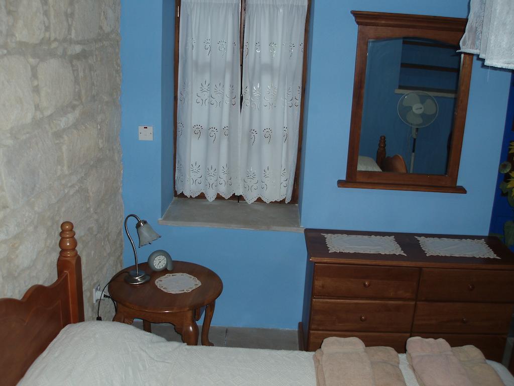 Vasilion Agrotourism Villa Polis Bilik gambar